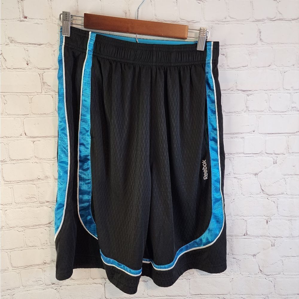 Men's Reebok athletic shorts size, Medium